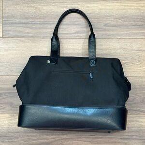 Beis The Weekender Bag in Black